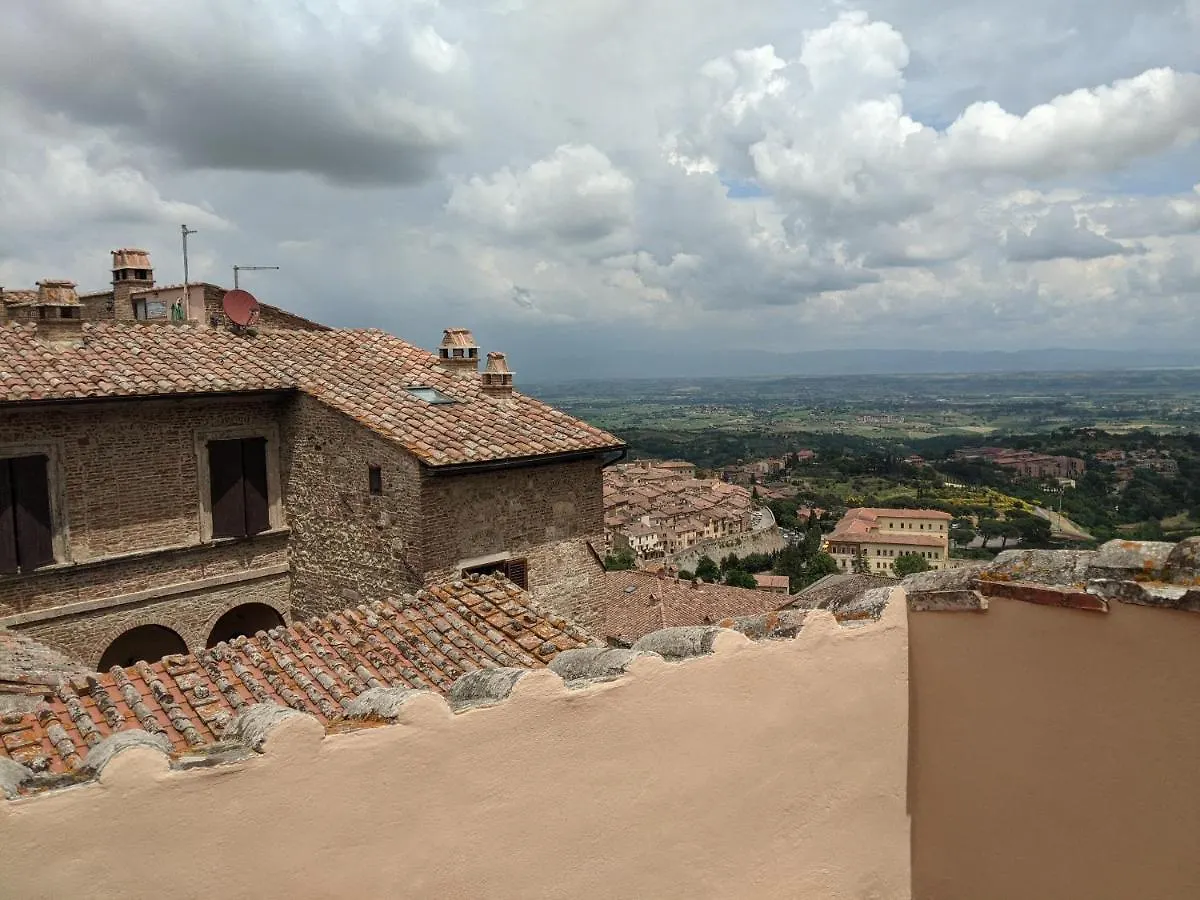 The Roof House Apartment Montepulciano 0*,